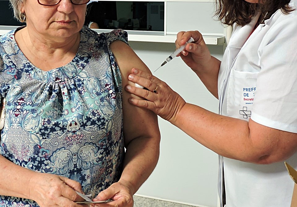 Campanha de vacinação contra gripe continua nas Unidades de Saúde