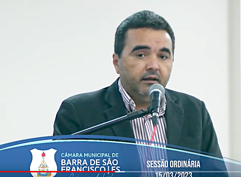 Vereador Emerson quer agilidade do IEMA em questões do asfalto de Barra de São Francisco a Mantenópolis