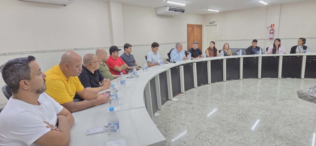 Autoridades e Cesan se reunem para soluções na oferta de abastecimento 
