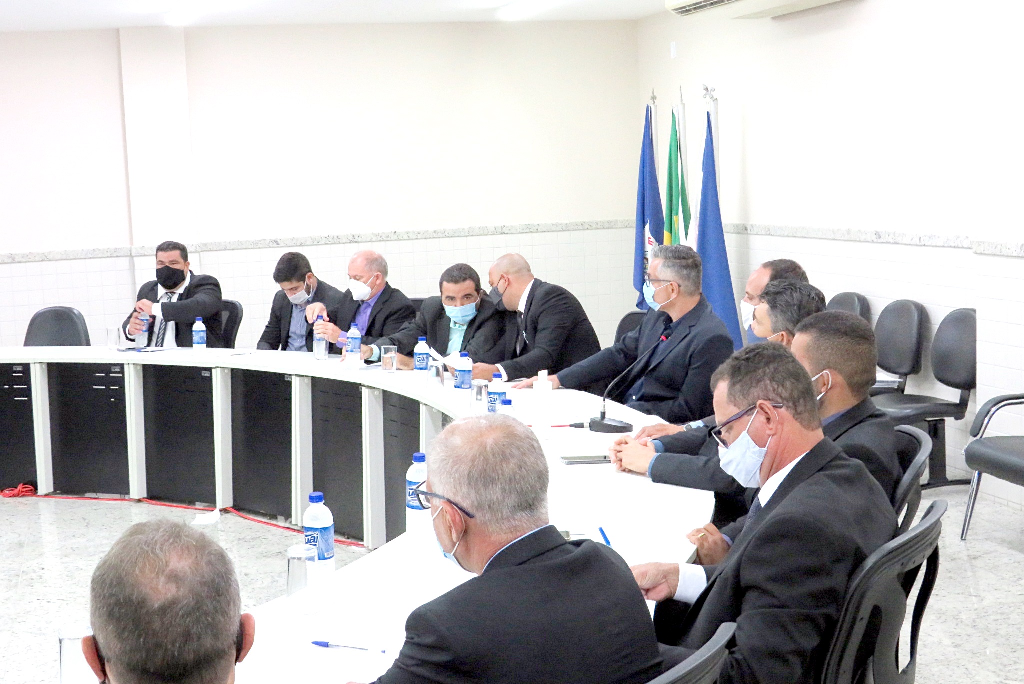 Câmara abre os trabalhos legislativos 2021 e aprova pauta em sessão marcada por agradecimentos