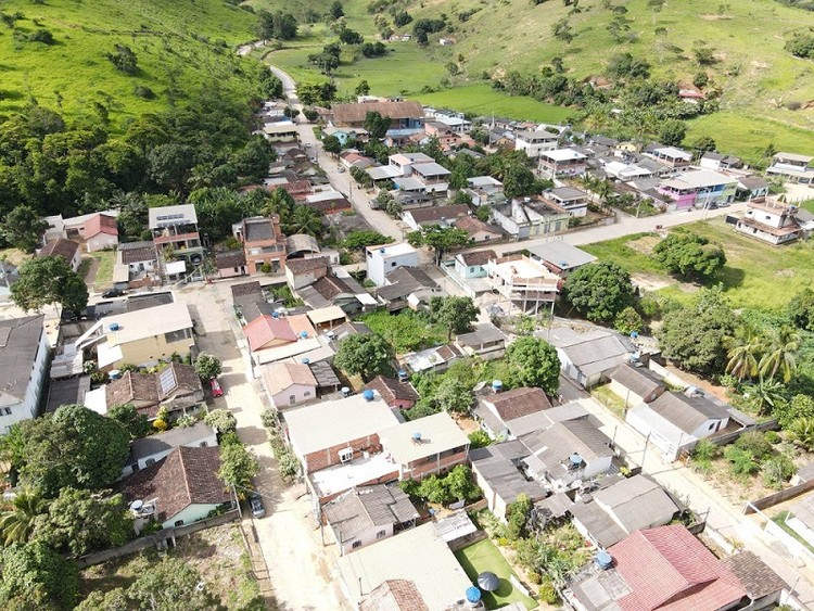 Elivan anuncia nova unidade de saúde e asfaltamento em Vargem Alegre