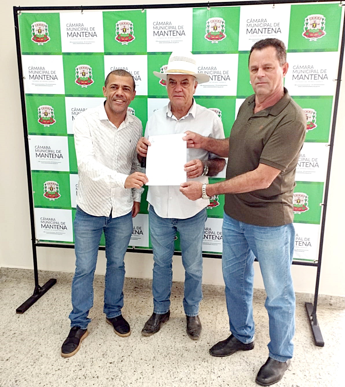 Carabina solicita construção de barragens em Mantena