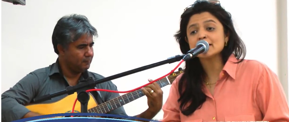 Sessão teve homenagens as Mulheres