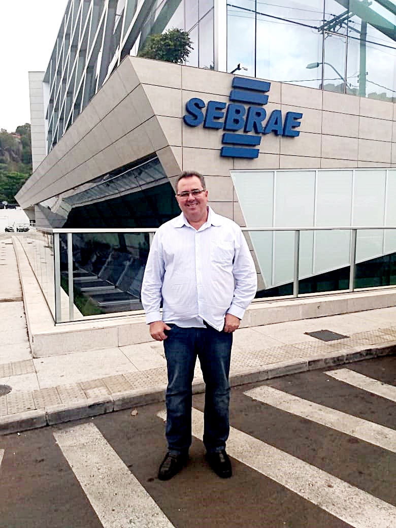 Presidente da Câmara Municipal vai ao Sebrae-ES para solicitar cursos 