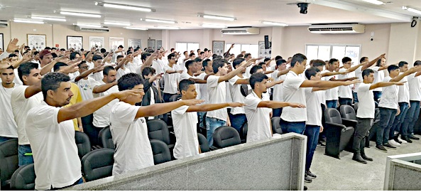 Plenário da Câmara Municipal será palco do Juramento à Bandeira